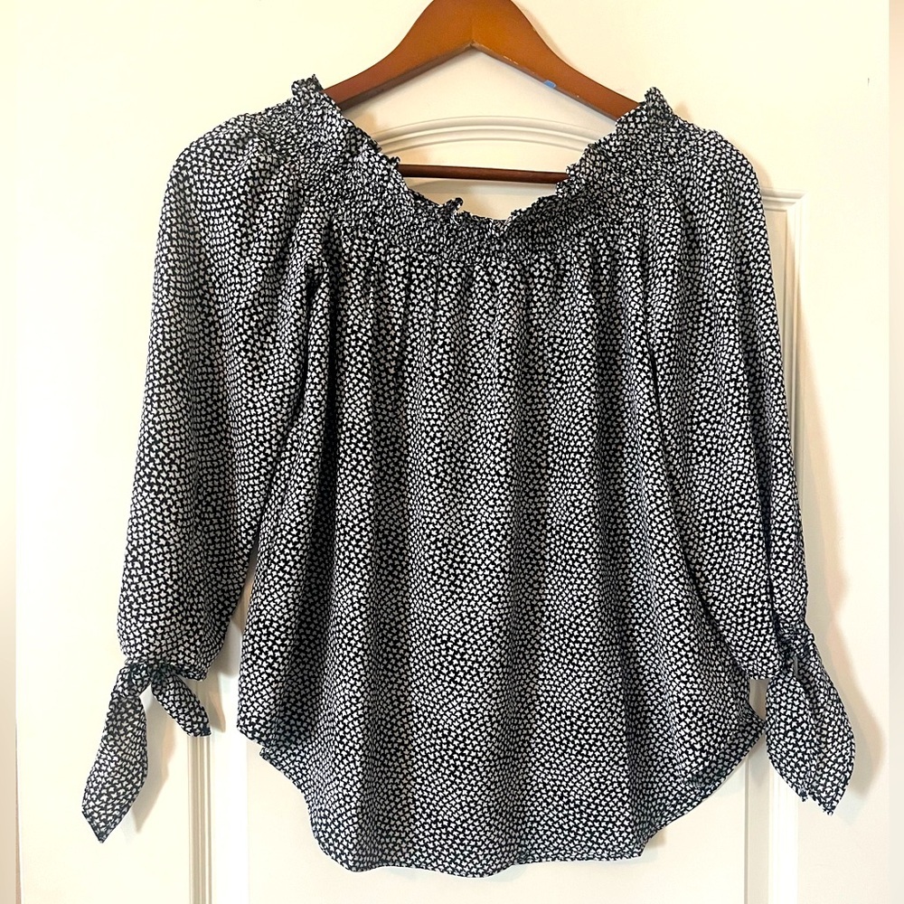 MICHAEL Michael Kors Black & White Off the Shoulder Blouse Women’s Size Small
